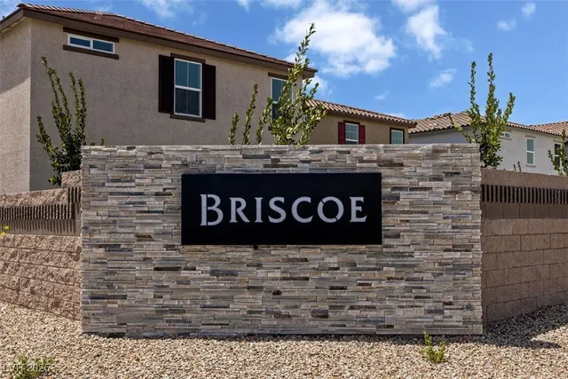 $2,300 | 4217 Zilker Pk Avenue, North Las Vegas, NV 89081