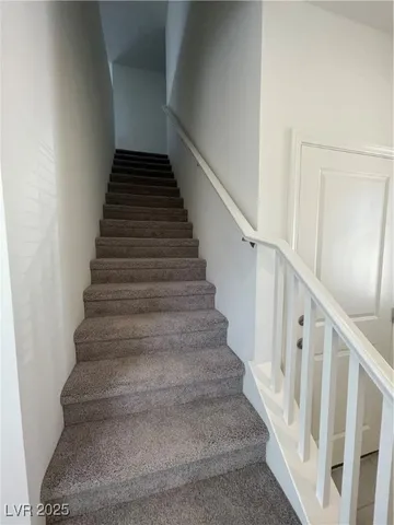 $2,300 | 4217 Zilker Pk Avenue, North Las Vegas, NV 89081