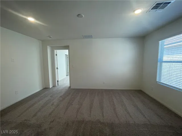 $2,300 | 4217 Zilker Pk Avenue, North Las Vegas, NV 89081