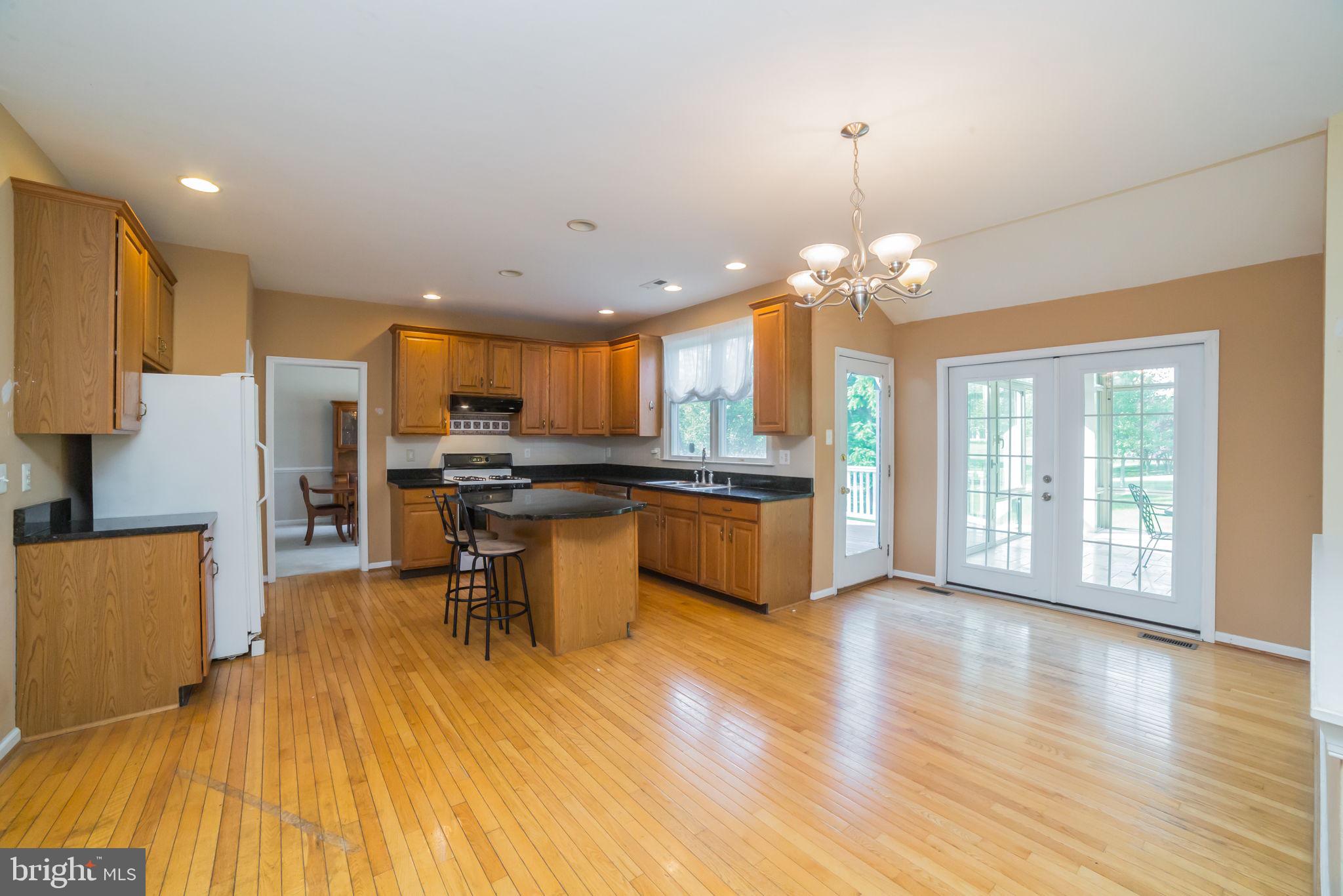 3072 Highley Road Audubon, PA 19403 - Photo 11 of 35 Kitchen