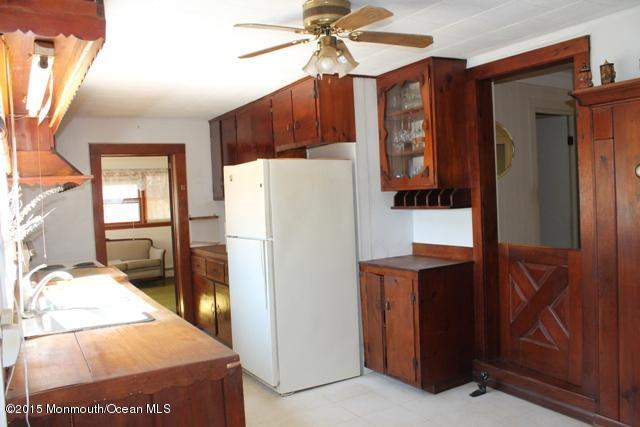 248 Gordons Corner Road Morganville, NJ 07751 - Photo 3 of 13 kitchen1.jpg