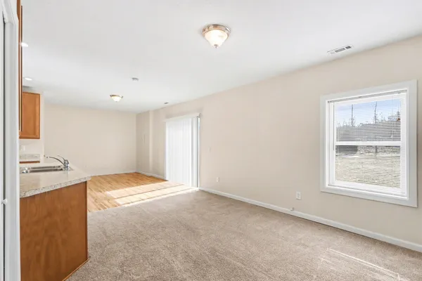 $1,600 | 23763 Humming Bird Avenue, Mattawan, MI 49071