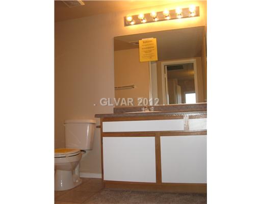 6650 West Warm Springs Road, Unit 2121 Las Vegas, NV 89118 - Photo 9 of 10 Bathroom.