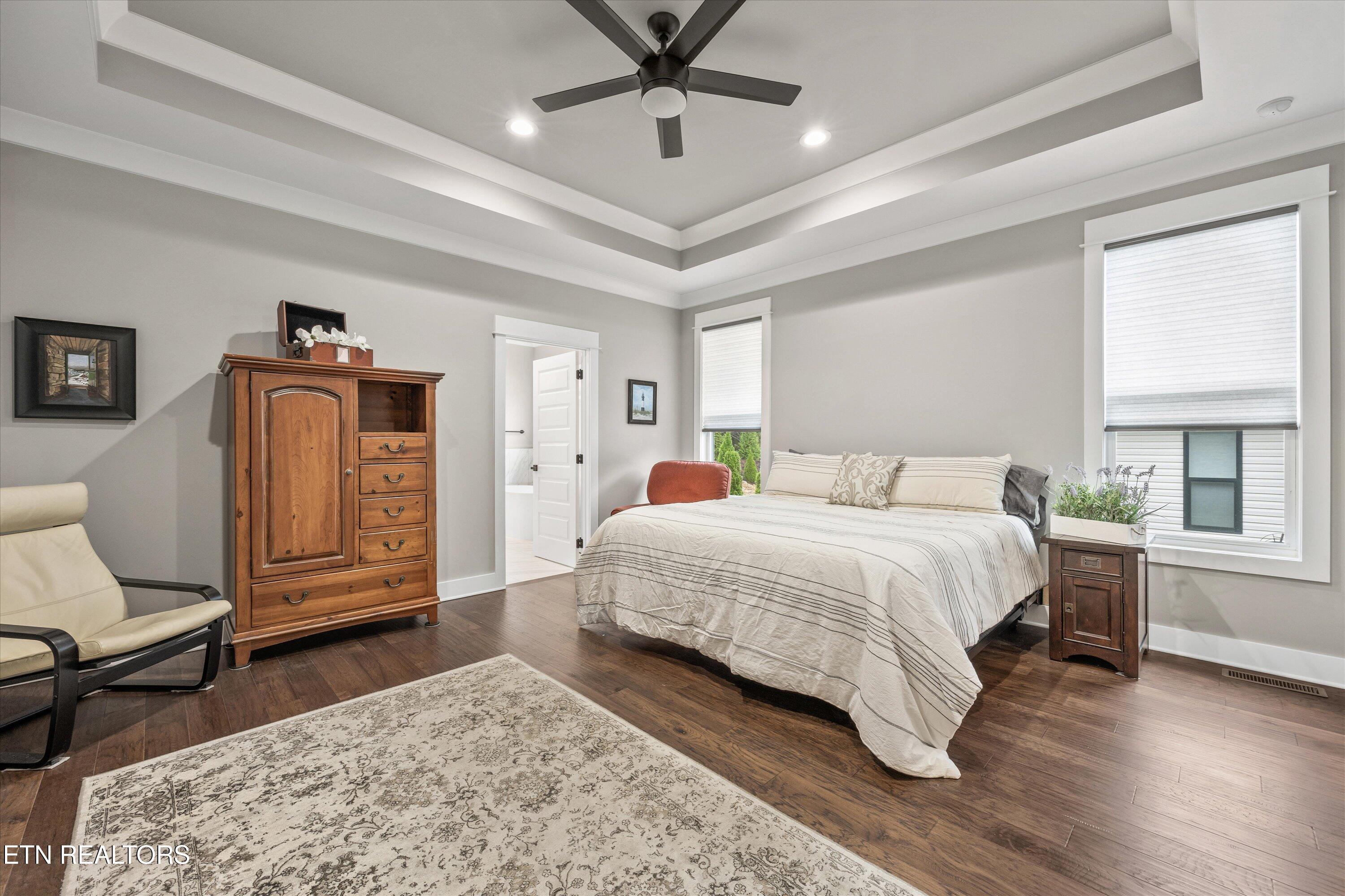 364 Mingo Way Loudon, TN 37774 - Photo 11 of 55 Extra Large Main Bedroom