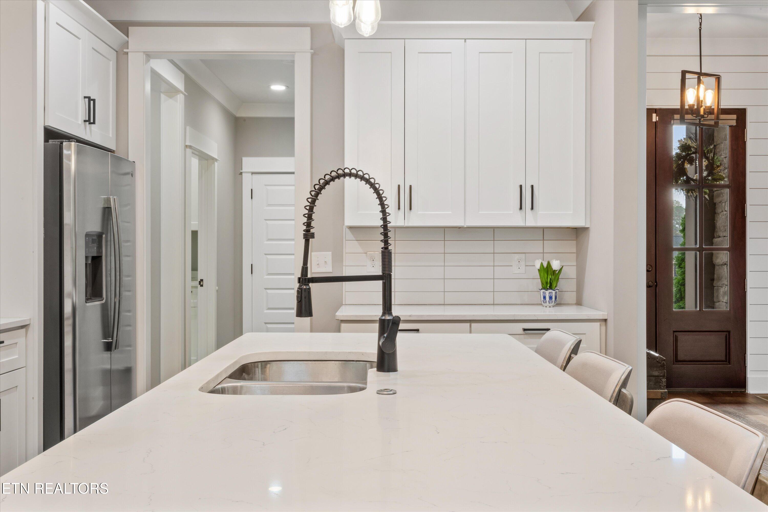 364 Mingo Way Loudon, TN 37774 - Photo 10 of 55 Lots of Counter Space