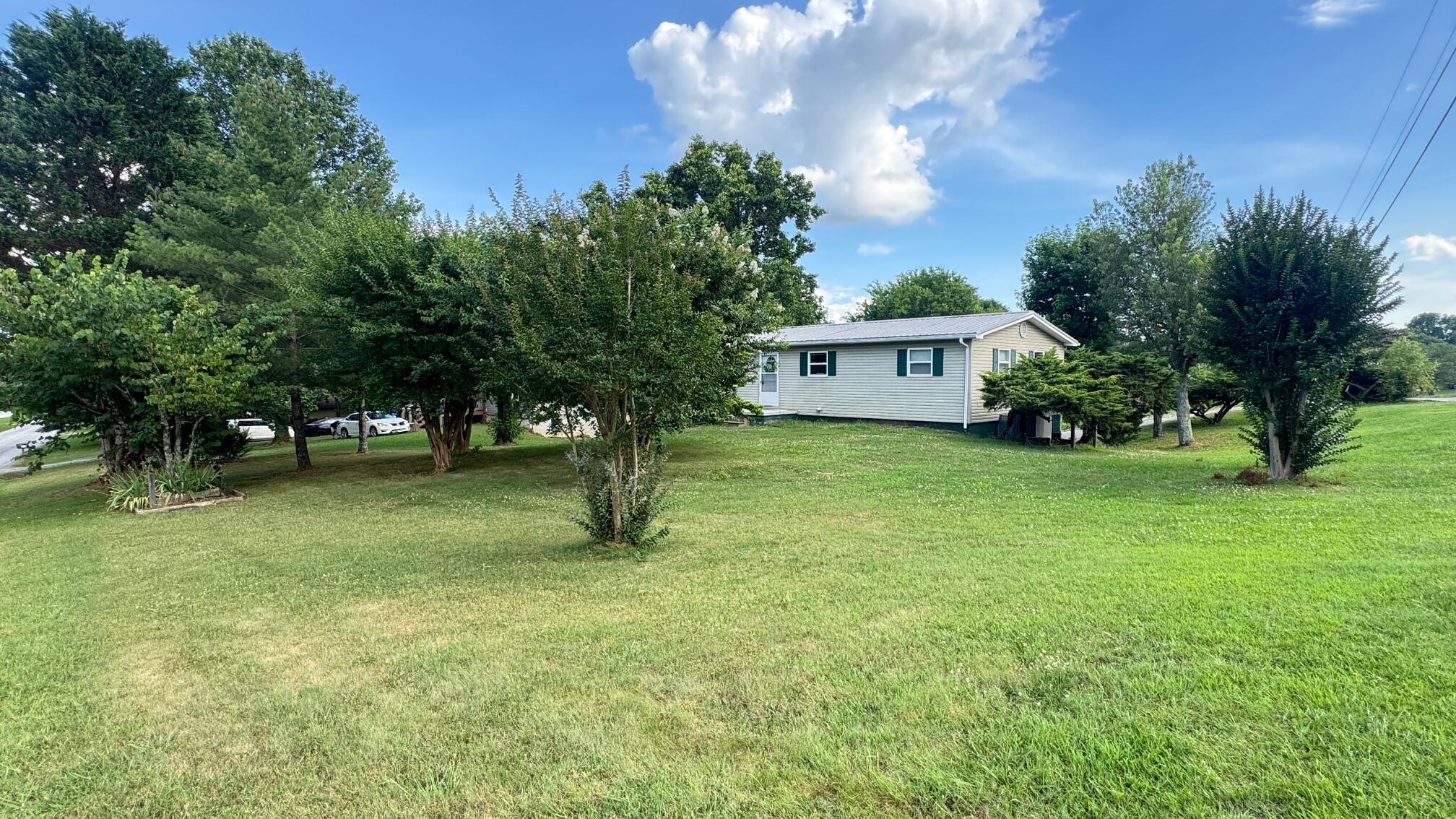 323 Wayman Road Madisonville, TN 37354 - Photo 1 of 21 Gallery Image 1
