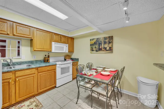 $669,000 | 129 Renaissance Place, Statesville, NC 28625