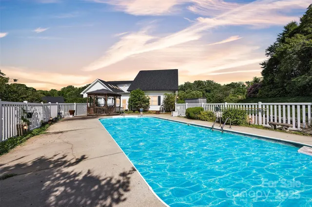 $669,000 | 129 Renaissance Place, Statesville, NC 28625