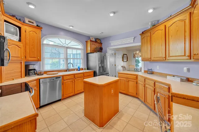 $669,000 | 129 Renaissance Place, Statesville, NC 28625