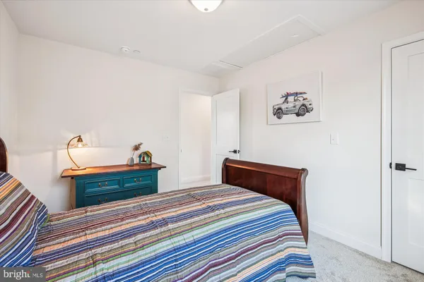 $2,900 | 607 B North Street, Easton, MD 21601