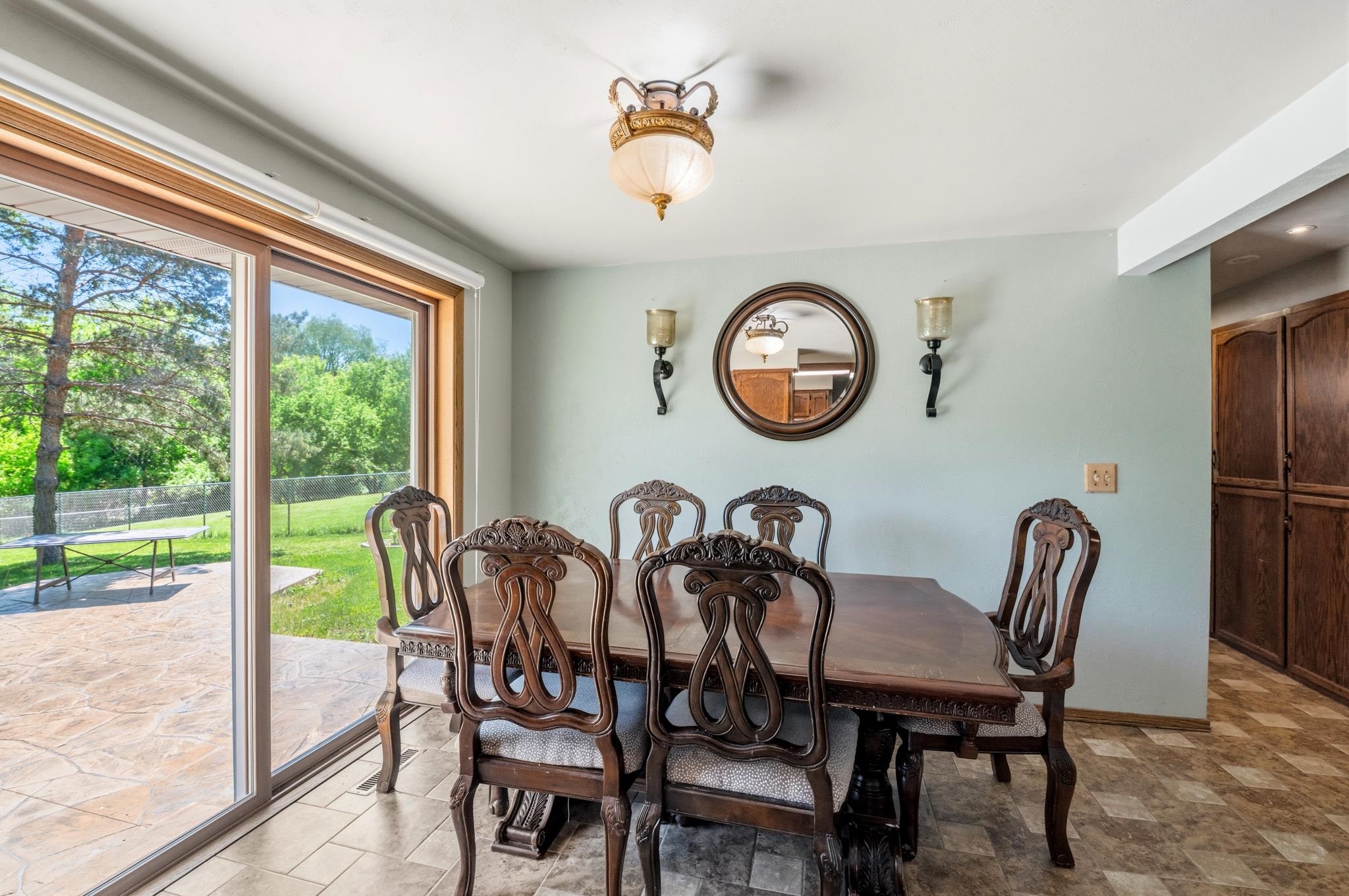 2430 Heather Road Green Bay, WI 54311 - Photo 7 of 32