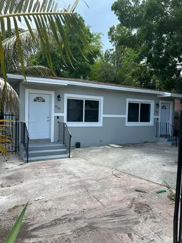 $750,000 | 7710 Northeast 1st Court, Miami, FL 33138