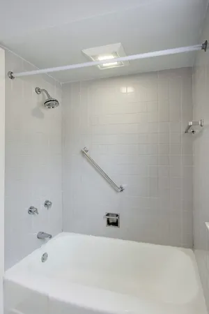 $260,000 | 2201 Central Street, Unit 1, Evanston, IL 60201
