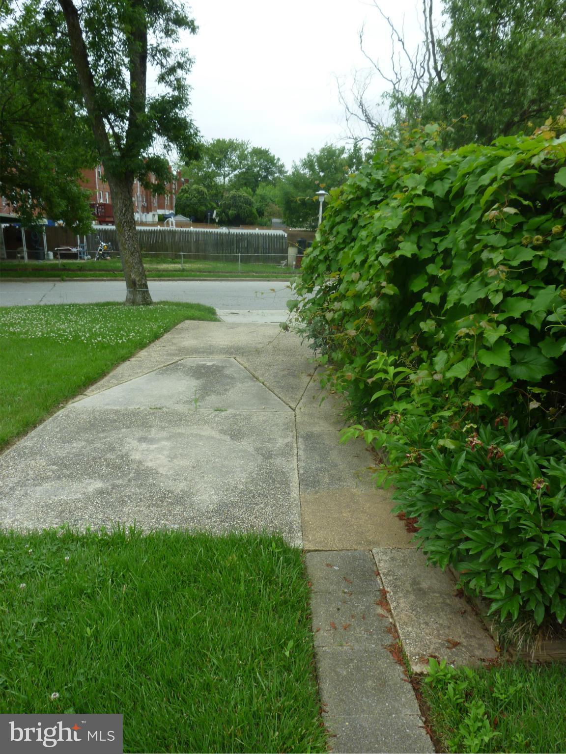 3670 Clarenell Road Baltimore, MD 21229 - Photo 25 of 29 Exterior (Rear)