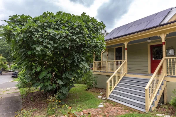 $2,800 | 510 Oakwood Avenue, Durham, NC 27701