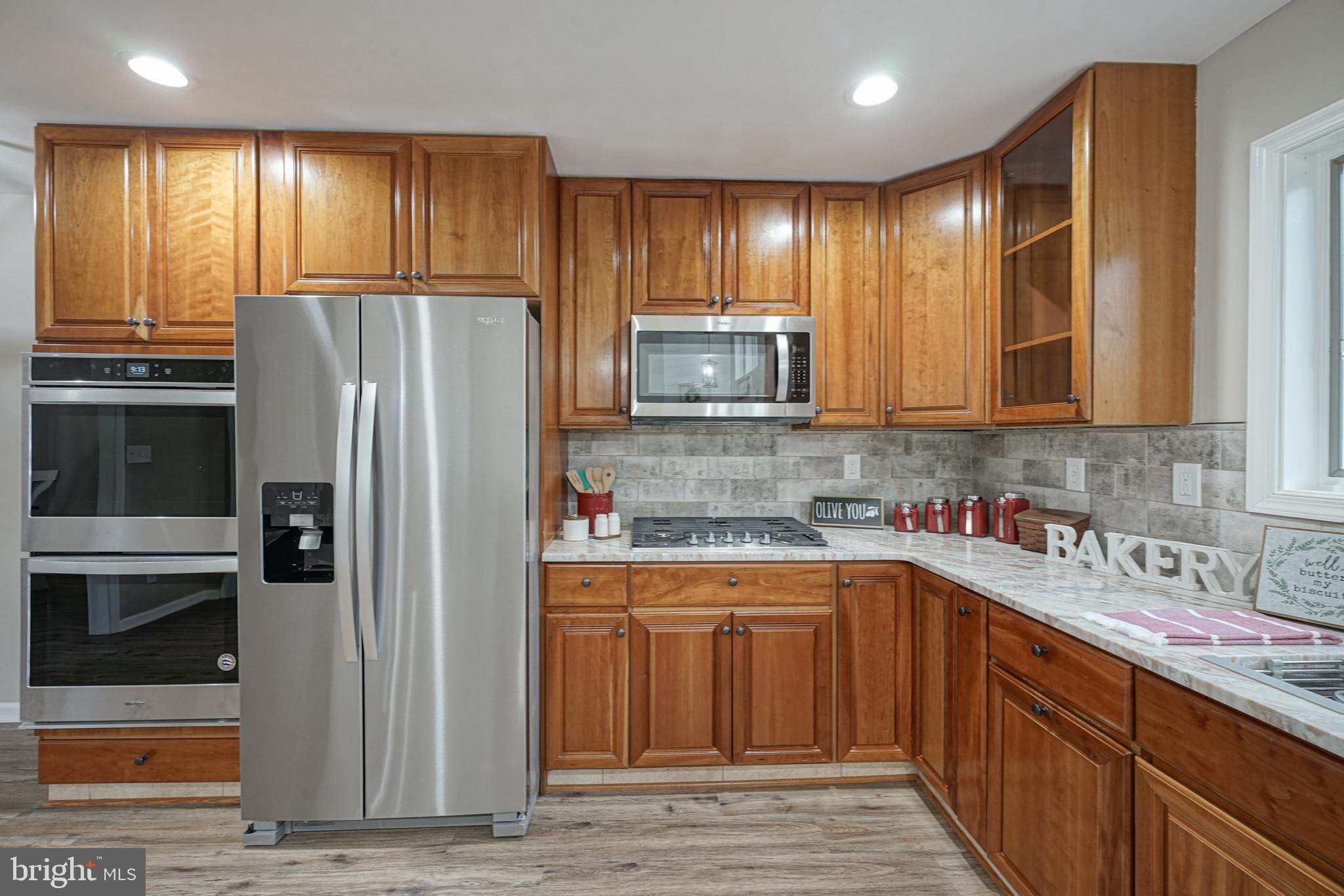 111 Plymouth Road Sicklerville, NJ 08081 - Photo 17 of 56