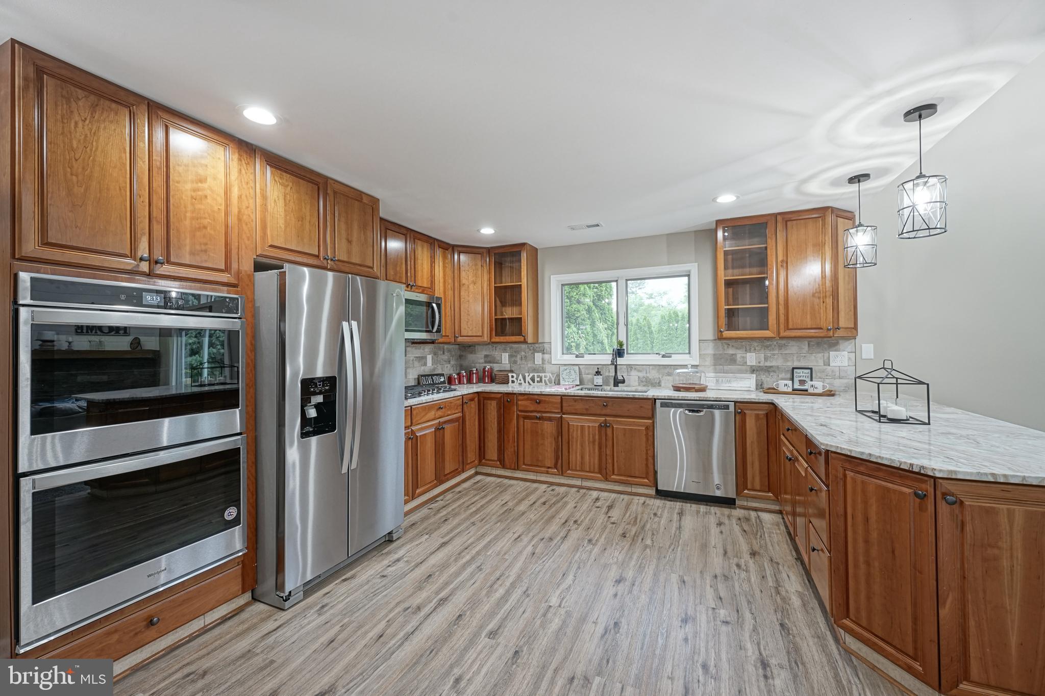 111 Plymouth Road Sicklerville, NJ 08081 - Photo 19 of 56