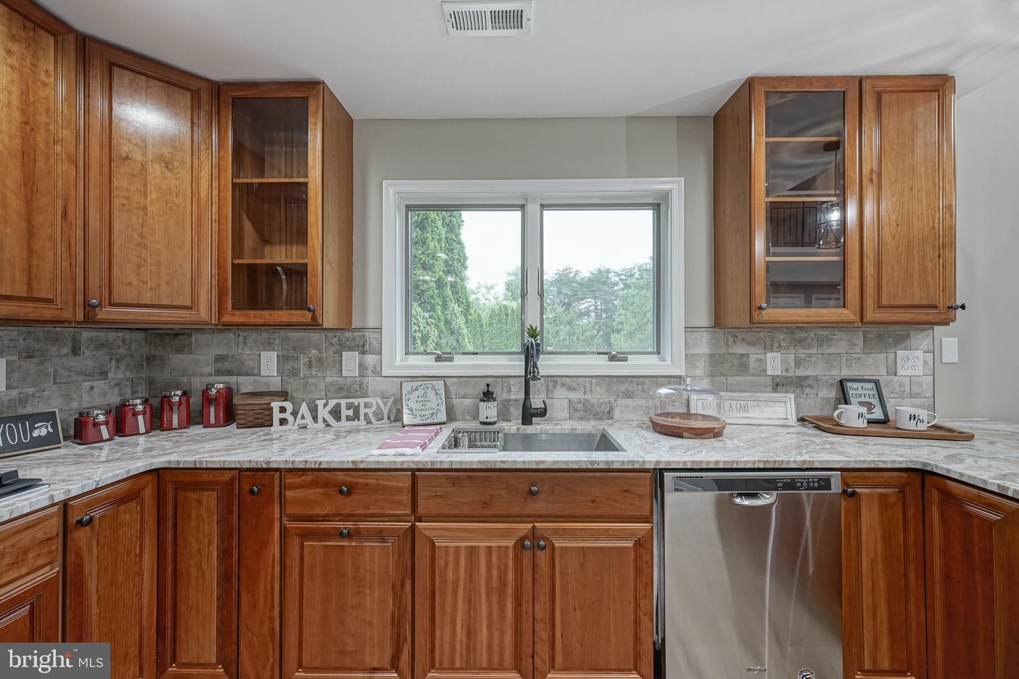 111 Plymouth Road Sicklerville, NJ 08081 - Photo 20 of 56