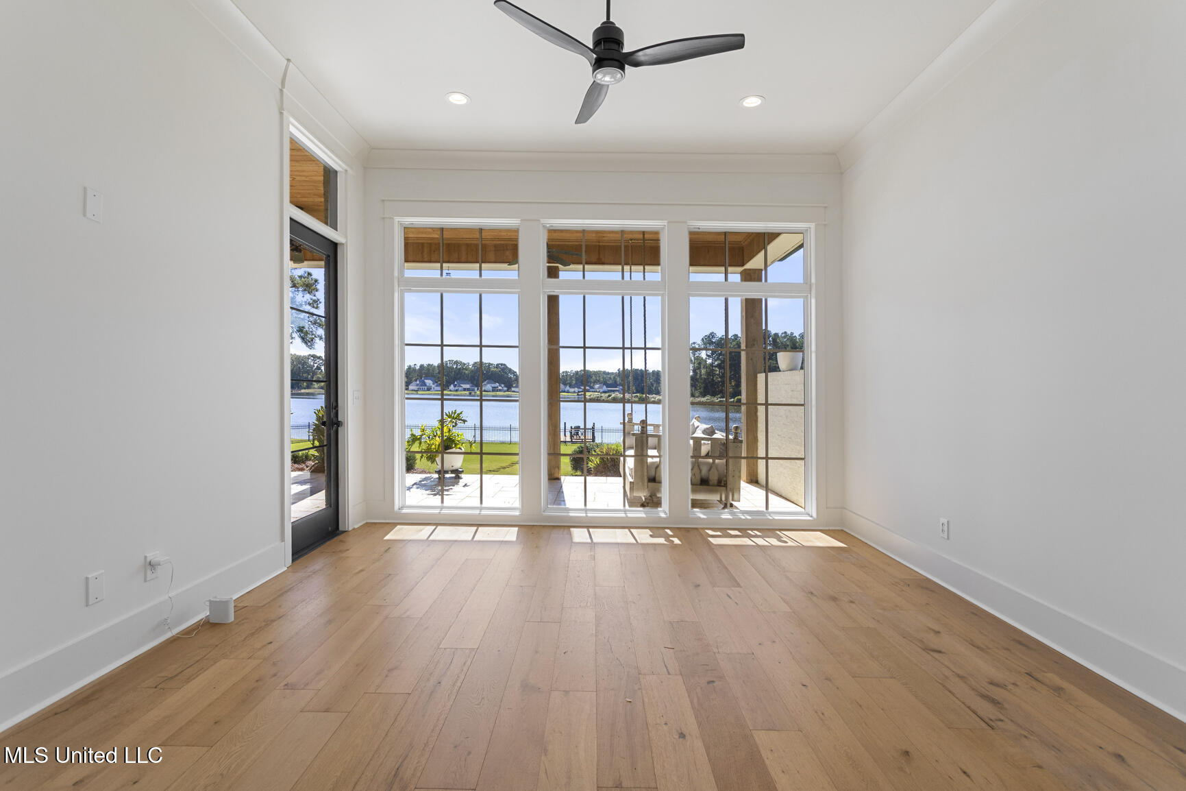 248 Westlake Circle Madison, MS 39110 - Photo 20 of 50 248 Westlake Cir-18