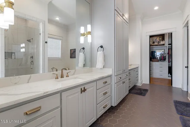 $1,025,000 | 248 Westlake Circle, Madison, MS 39110