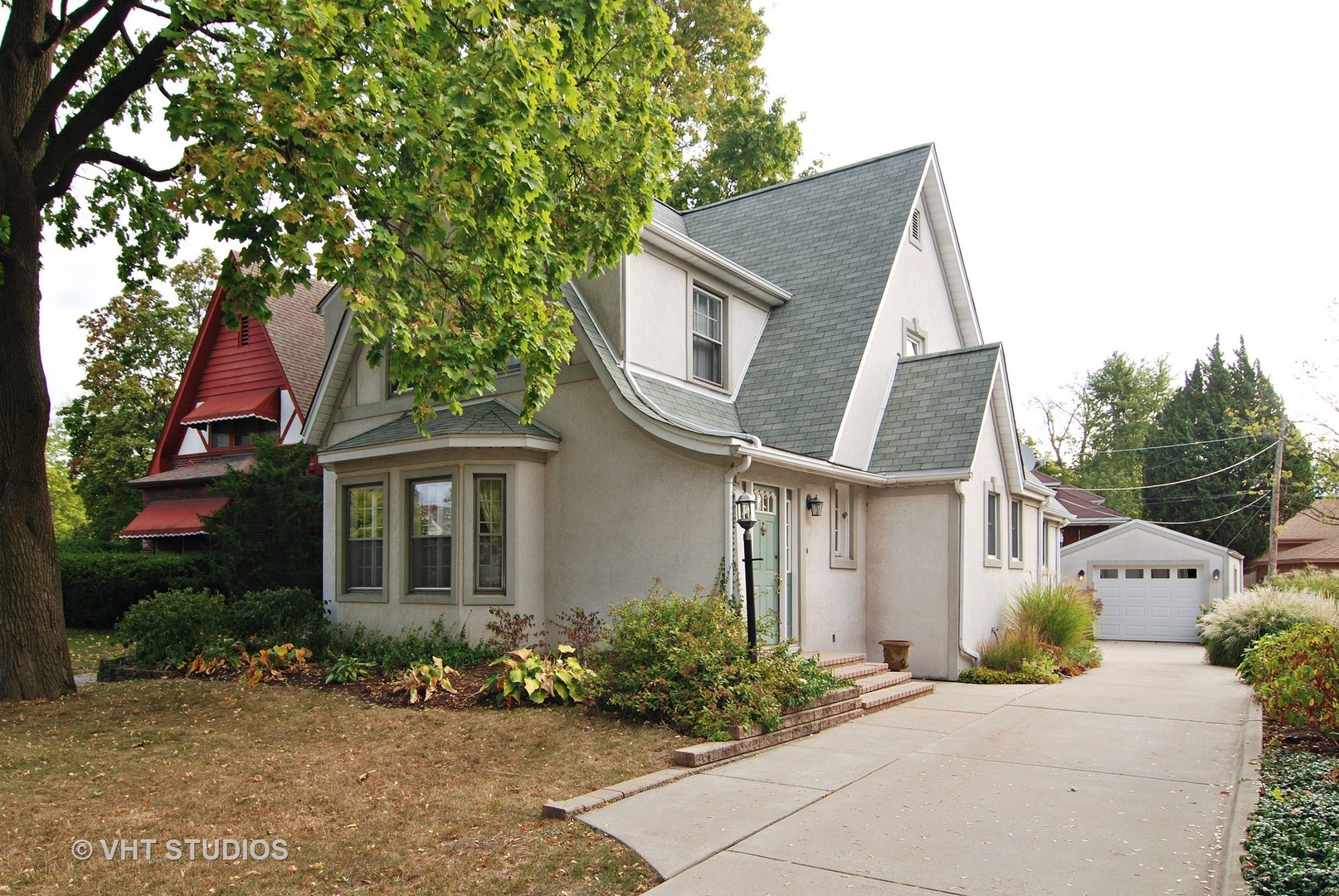 315 Northwood Road Riverside, IL 60546 - Photo 1 of 22