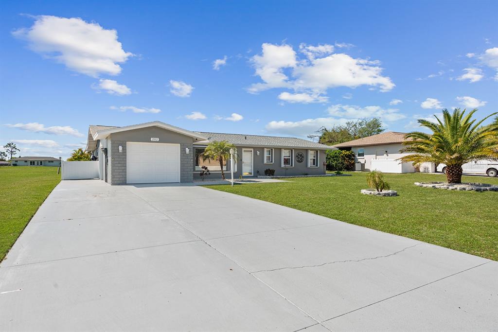 202 Caddy Road Rotonda West, FL 33947 - Photo 54 of 69 Gallery Image 54