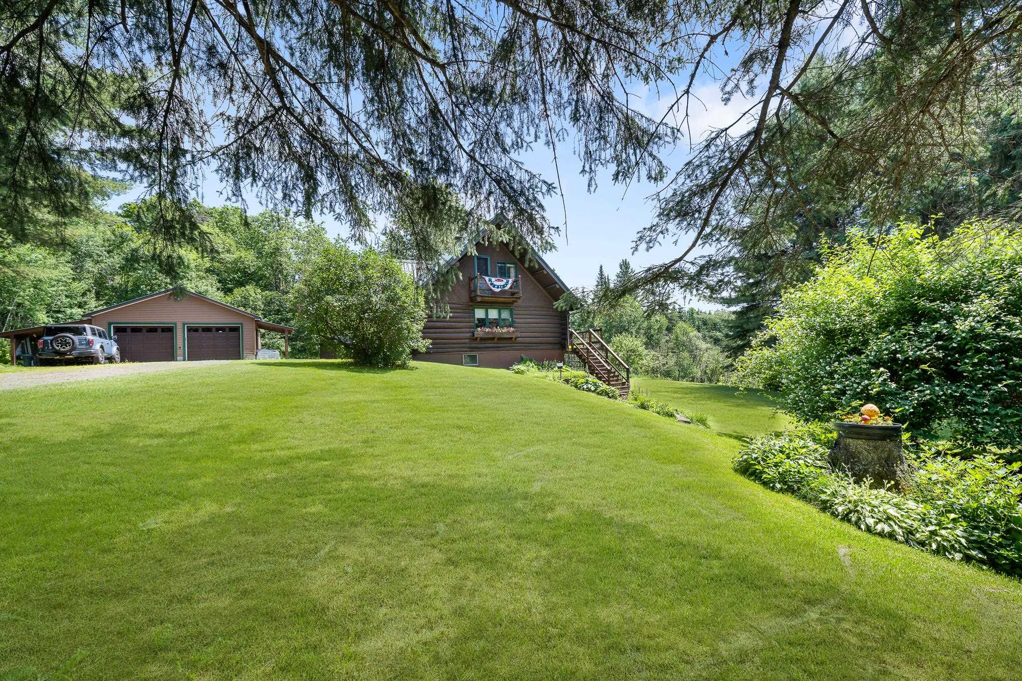 226 East Colebrook Road Colebrook, NH 03576 - Photo 4 of 57