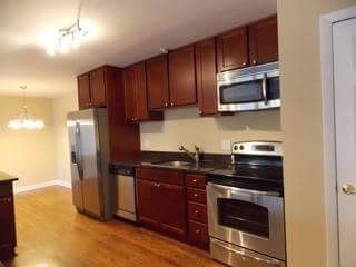 9601 Golf Road, Unit 202 Des Plaines, IL 60016 - Photo 6 of 26