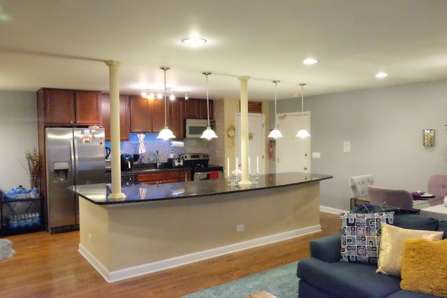 9601 Golf Road, Unit 202 Des Plaines, IL 60016 - Photo 7 of 26