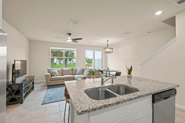 $381,999 | 5657 Mentmore Drive, West Palm Beach, FL 33407