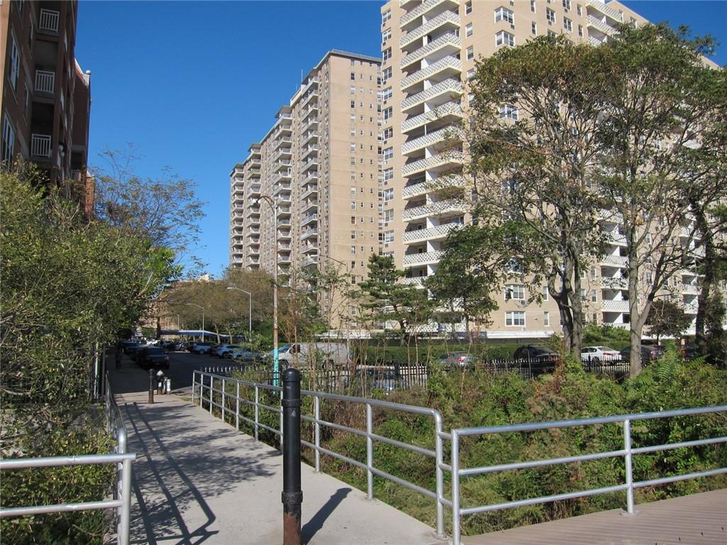 35 Seacoast Terrace, Unit 3B Brooklyn, NY 11235 - Photo 15 of 18