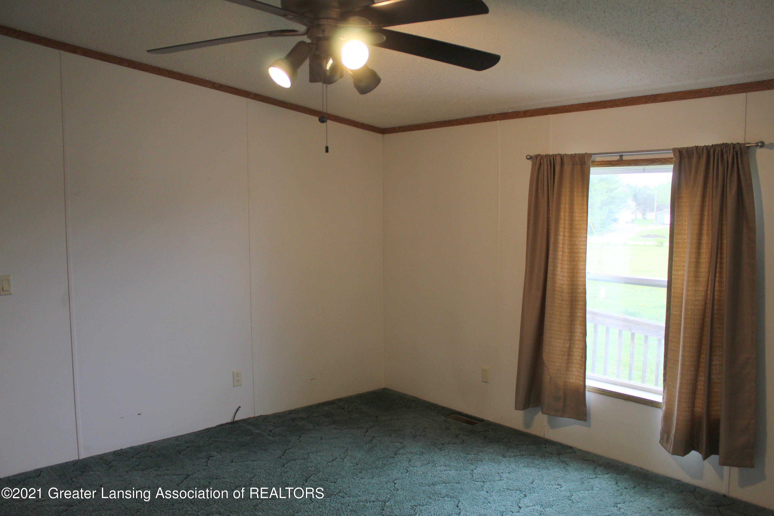 5509 North Chester Road Charlotte, MI 48813 - Photo 16 of 40 16
