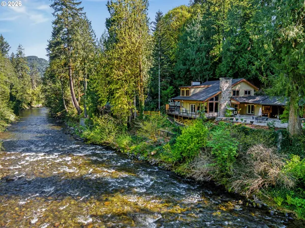 $1,249,000 | 21367 East Blue Jay Lane, Welches, OR 97067