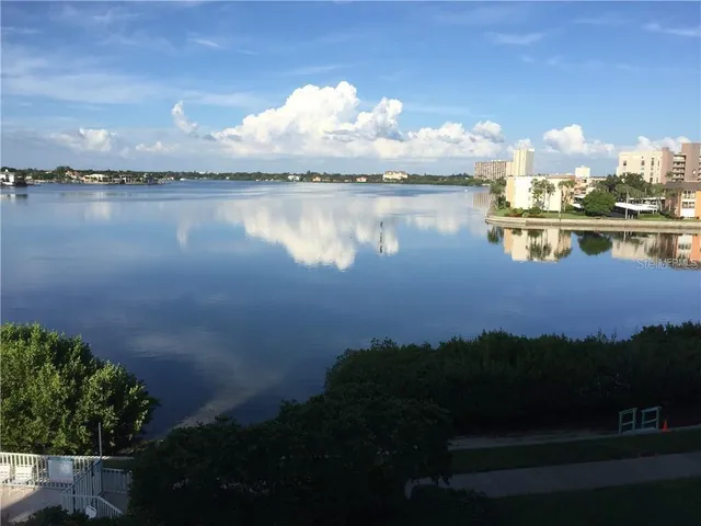 $3,000 | 7979 Sailboat Key Boulevard South, Unit 306, South Pasadena, FL 33707
