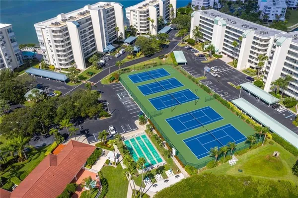 $3,000 | 7979 Sailboat Key Boulevard South, Unit 306, South Pasadena, FL 33707