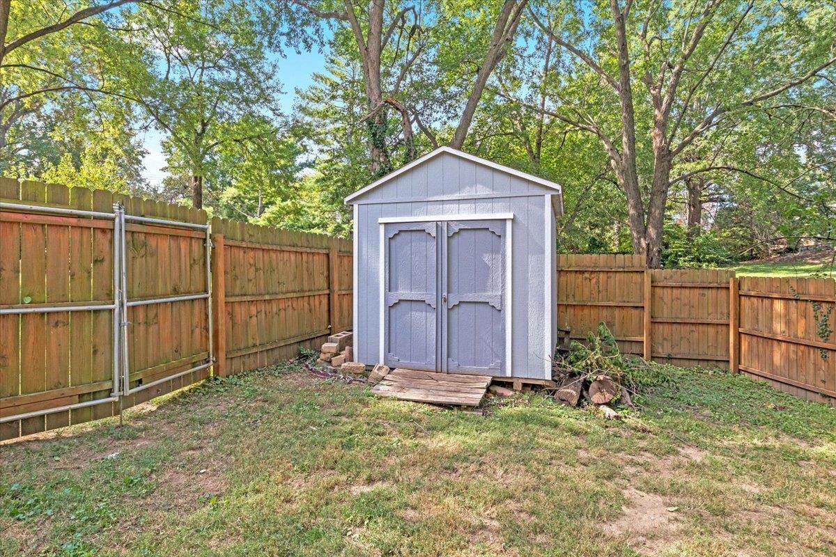 205 Whitefield Road Springfield, IL 62702 - Photo 33 of 34
