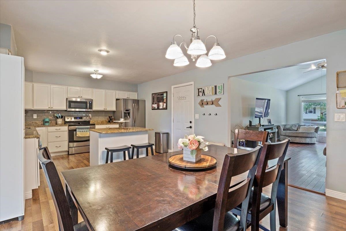 205 Whitefield Road Springfield, IL 62702 - Photo 7 of 34