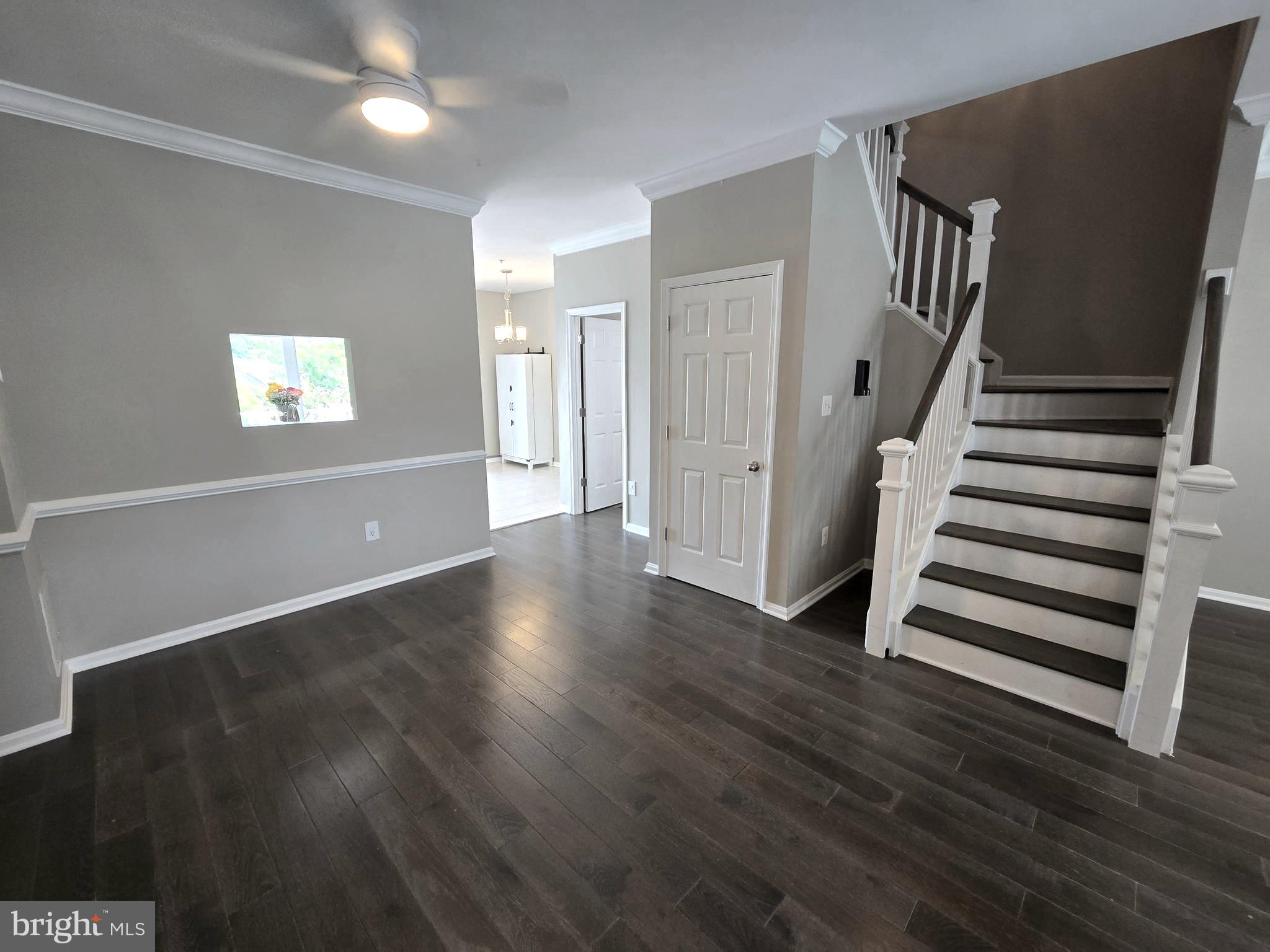 11847 Skylark Road Clarksburg, MD 20871 - Photo 5 of 46