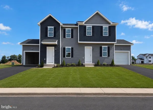 $300,850 | 3833 Castle Drive, Dover, PA 17315