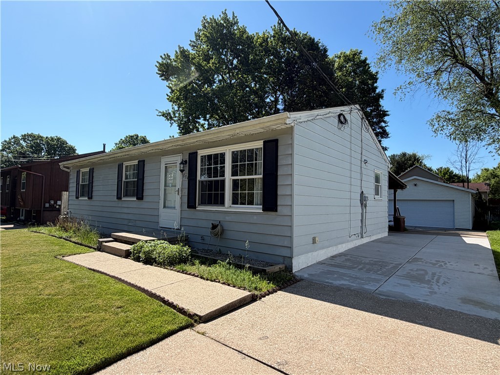 894 Jean Avenue Akron, OH 44310 - Photo 2 of 35 Gallery Image 2