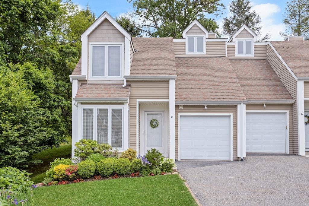 17 Spring Pond Drive Ossining, NY 10562 - Photo 1 of 1 Being impeccably maintained and in a private corner location 17 Spring Pond Drive provides a welcoming place to come home to.