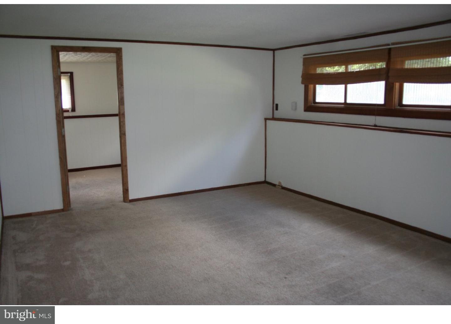 9 Carole Road Newark, DE 19713 - Photo 11 of 17 Family Room