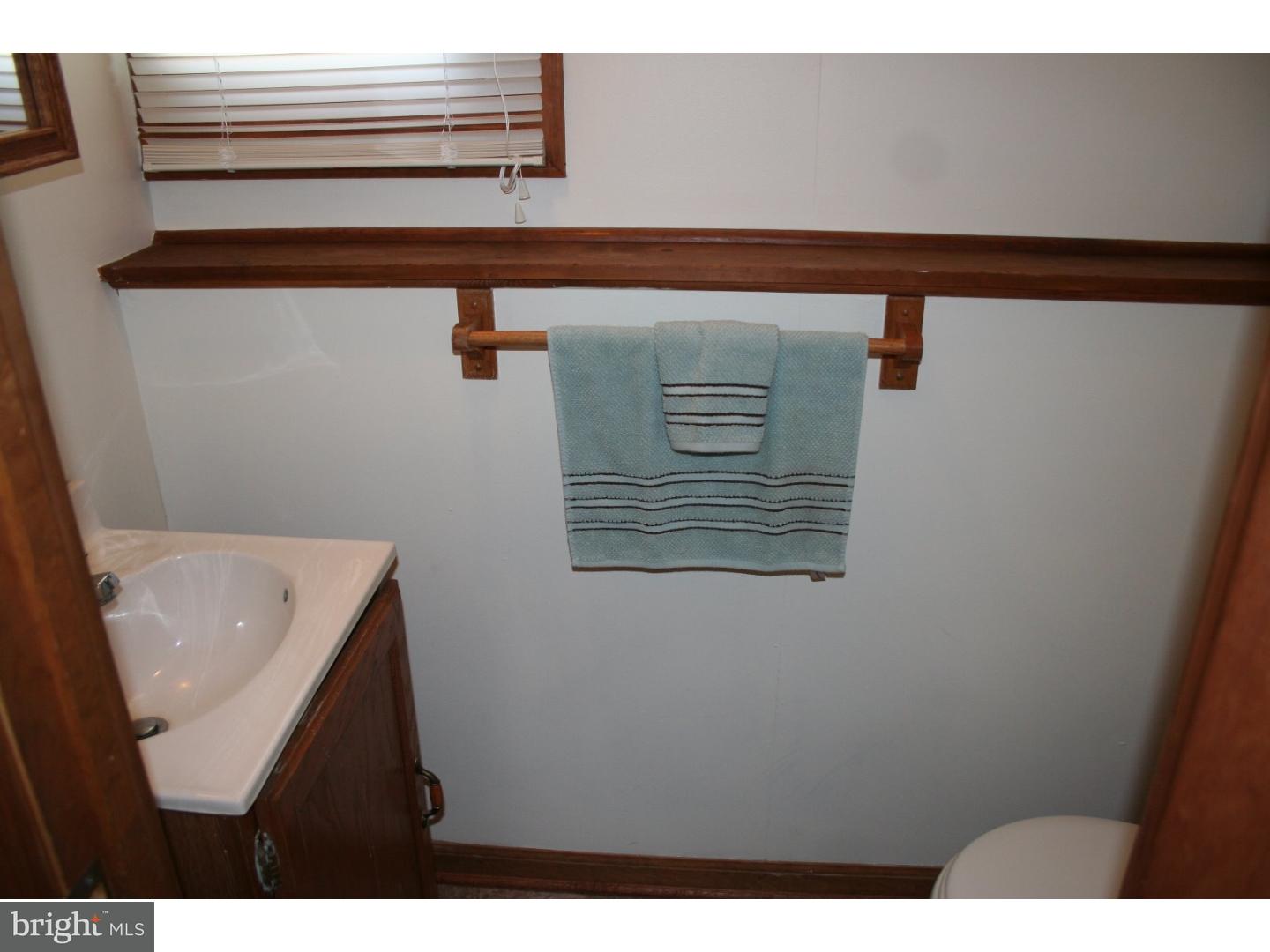 9 Carole Road Newark, DE 19713 - Photo 15 of 17 Half Bath