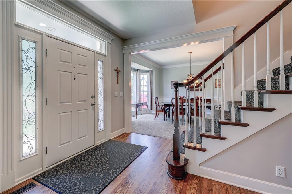 13017 Reeder Street Overland Park, KS 66213 - Photo 7 of 35