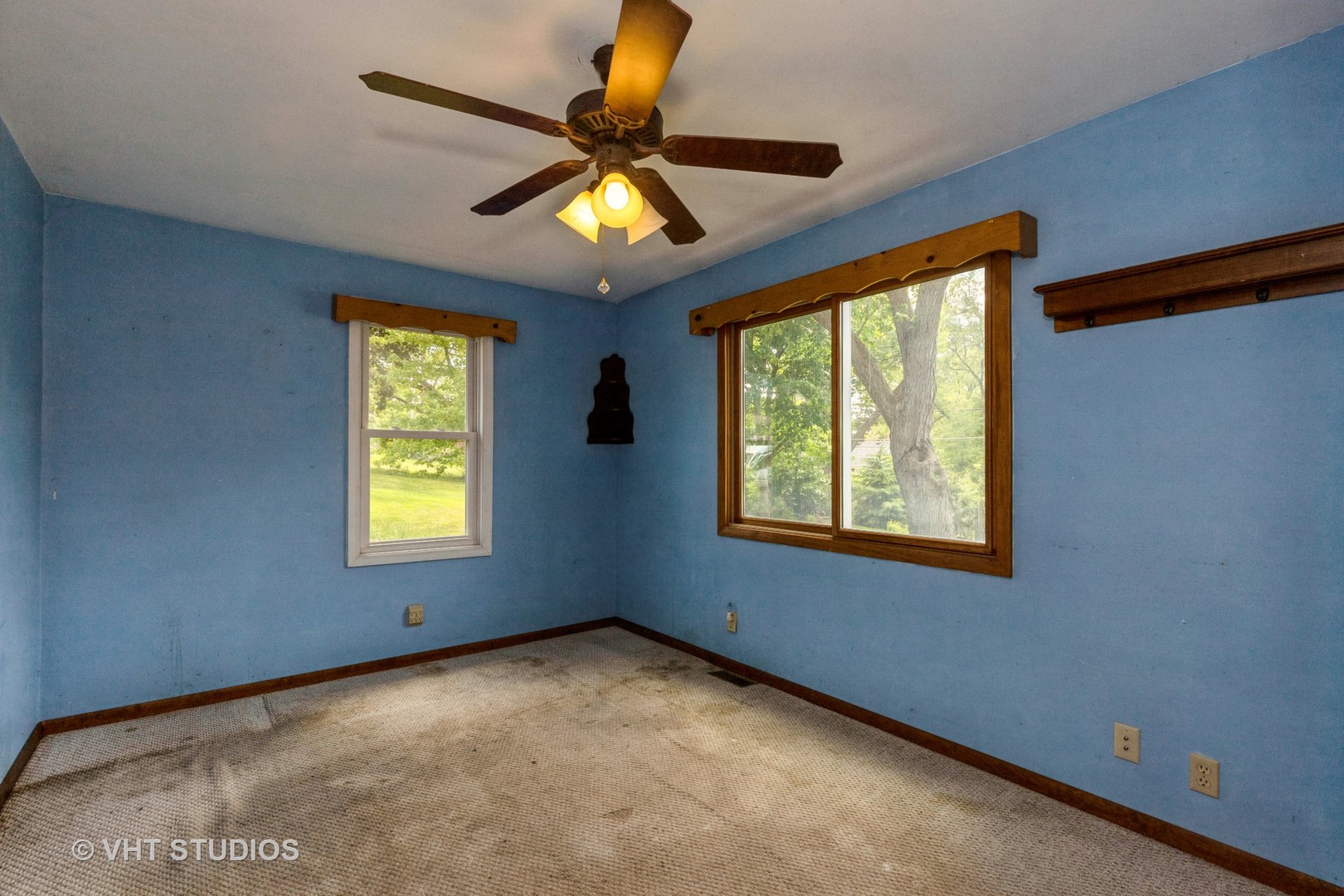 11902 256th Avenue Trevor, WI 53179 - Photo 6 of 10 a view of an empty room and window