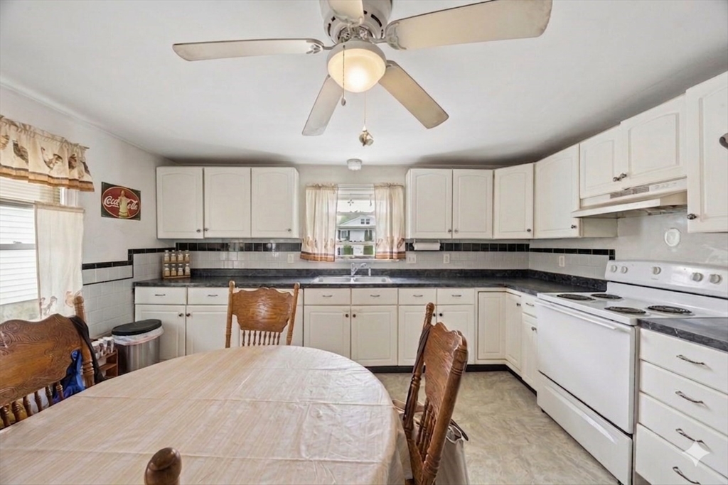 109 Hamilton Street Worcester, MA 01604 - Photo 23 of 31