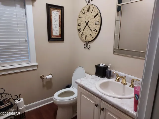 $479,995 | 1962 Inwood Road, Sneads, FL 32460