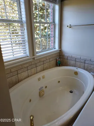 $479,995 | 1962 Inwood Road, Sneads, FL 32460