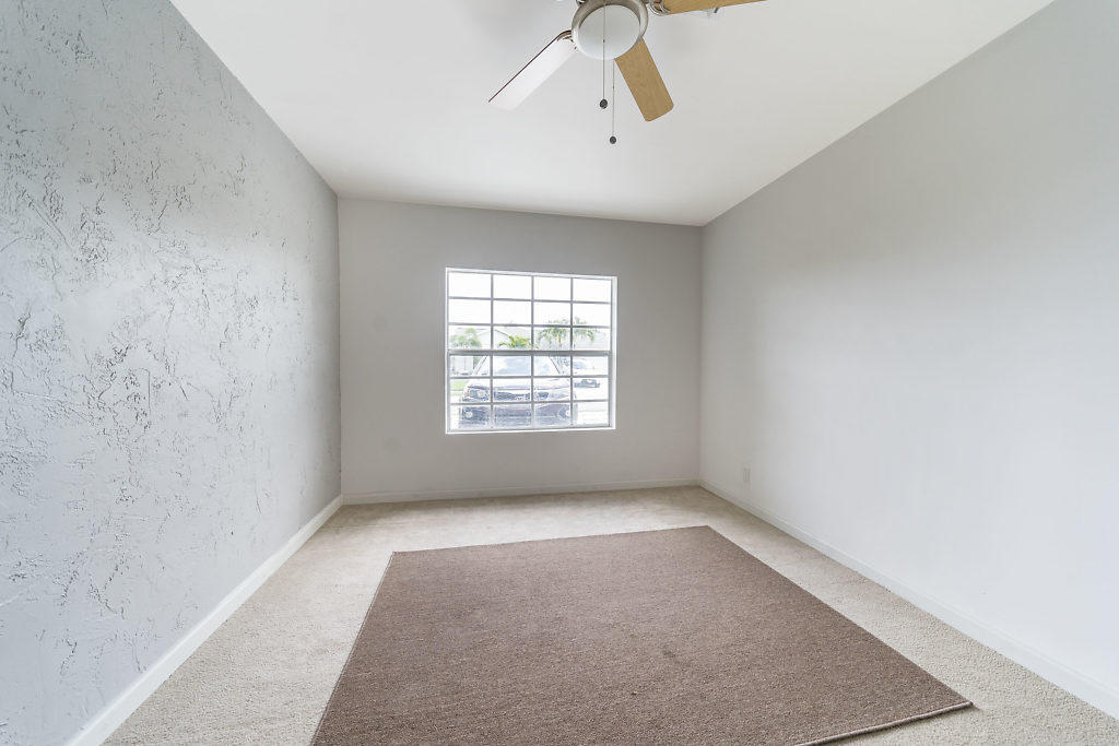 129 Banyan Circle Jupiter, FL 33458 - Photo 22 of 31 022-129BanyanCircle-Jupiter-FL-small