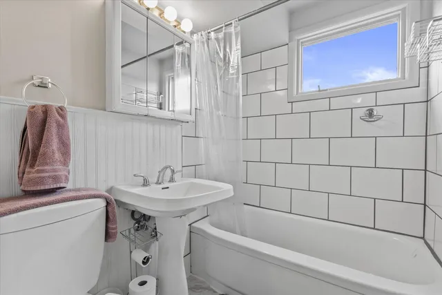 $319,900 | 26892 Iride Drive, Mundelein, IL 60060